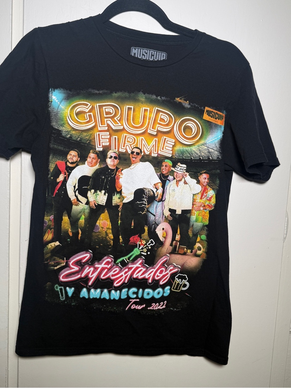 Grupo Firme 2022 Black Tour Graphic T-Shirt - Enfiestados by Musicup Small